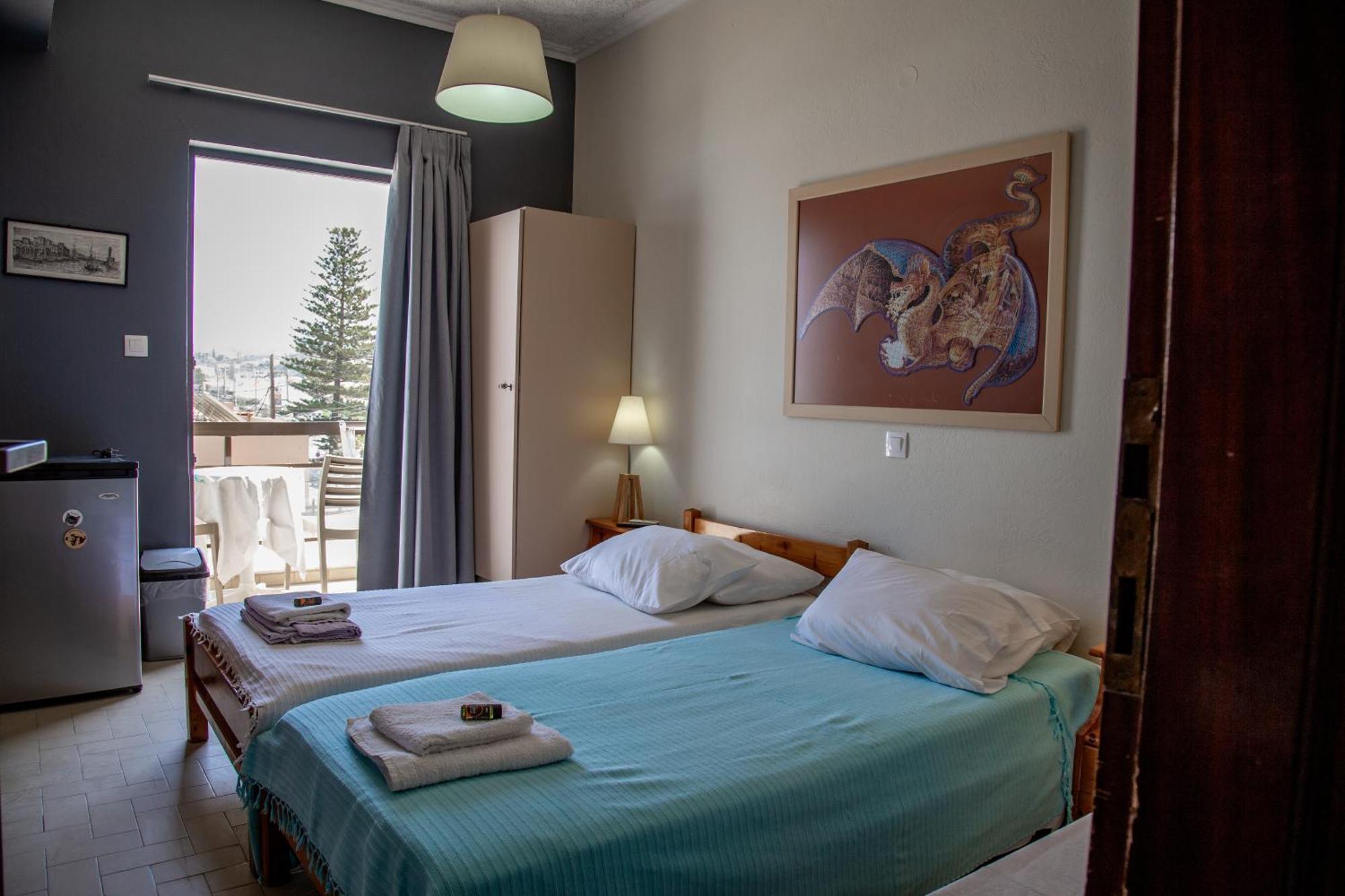 Nefeli Rooms Agia Marina Buitenkant foto