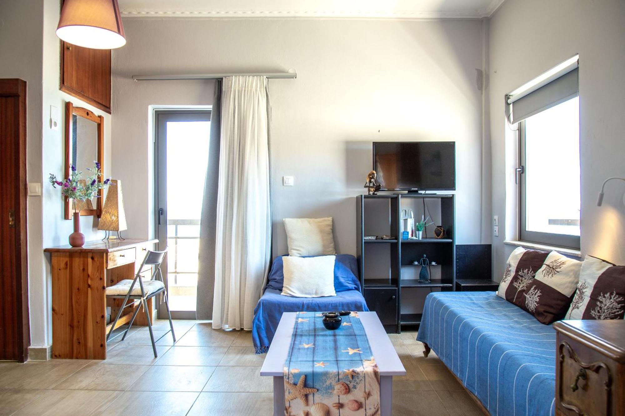 Nefeli Rooms Agia Marina Buitenkant foto